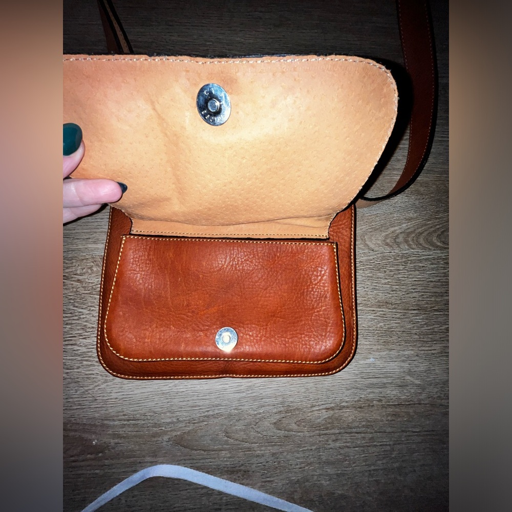 D’Luciano Brown Leather Crossbody Organizer Bag Multi Zip Travel Purse - Picture 8 of 9